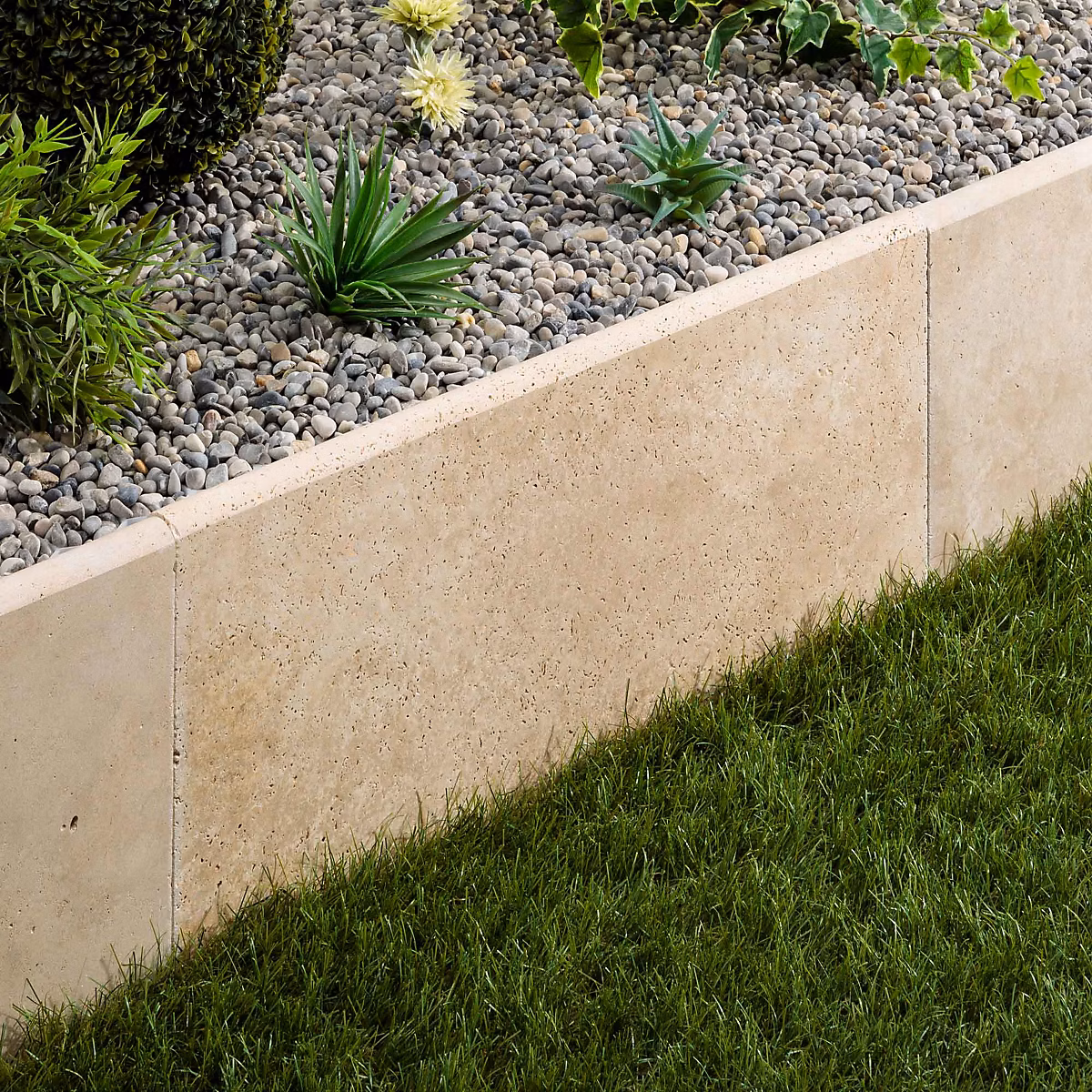 Bordure de jardin Travertin Beige Clair 61 × 33 × 3 cm (à l'unité) – RO'MA NATURE