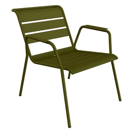 Espace vert malin:Fauteuil Lounge Monceau coloris vert en acier Fermob - 87 x 77 cm