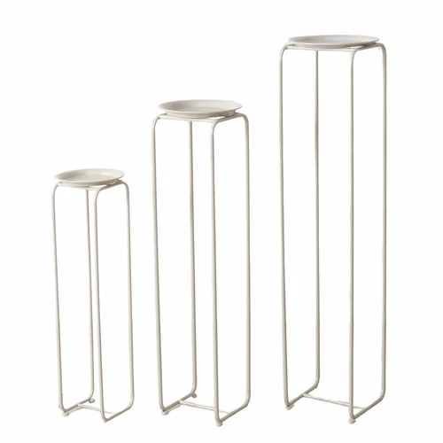 Pour compléter votre jardin:Sellette rotative en fer beige Hanka M - Ø 25 x H 96 cm
