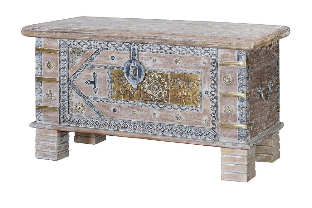 Rangement, meuble et dressing – Coffre ancien en bois de manguier blanc