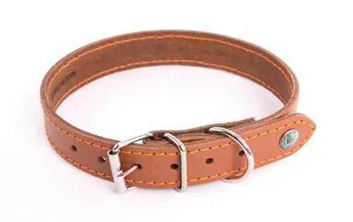 Une touche pratique à l’extérieur：Collier pour chien en cuir coloris cognac orange Martin Sellier Flash - taille 35/75