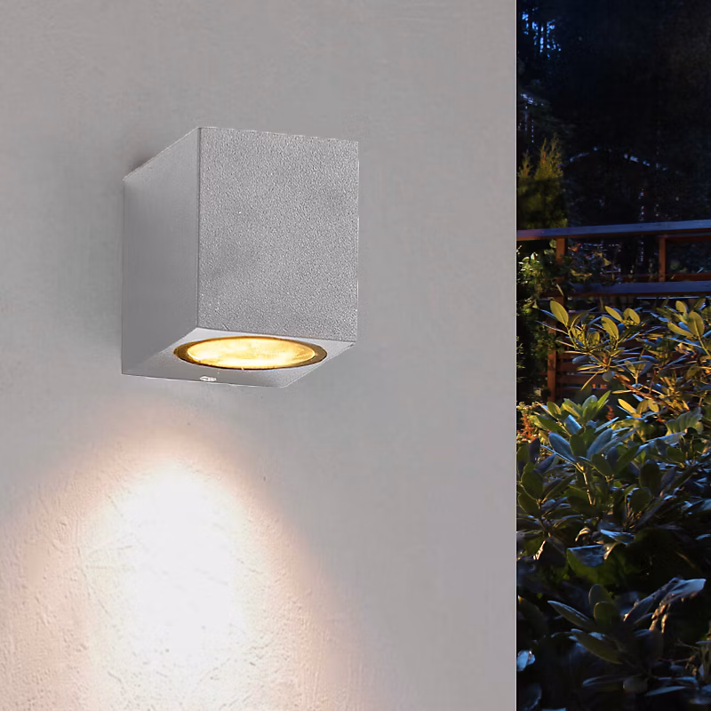 Applique Murale Argent LED Rectangulaire IP44 pour Ampoule GU10 – SILAMP