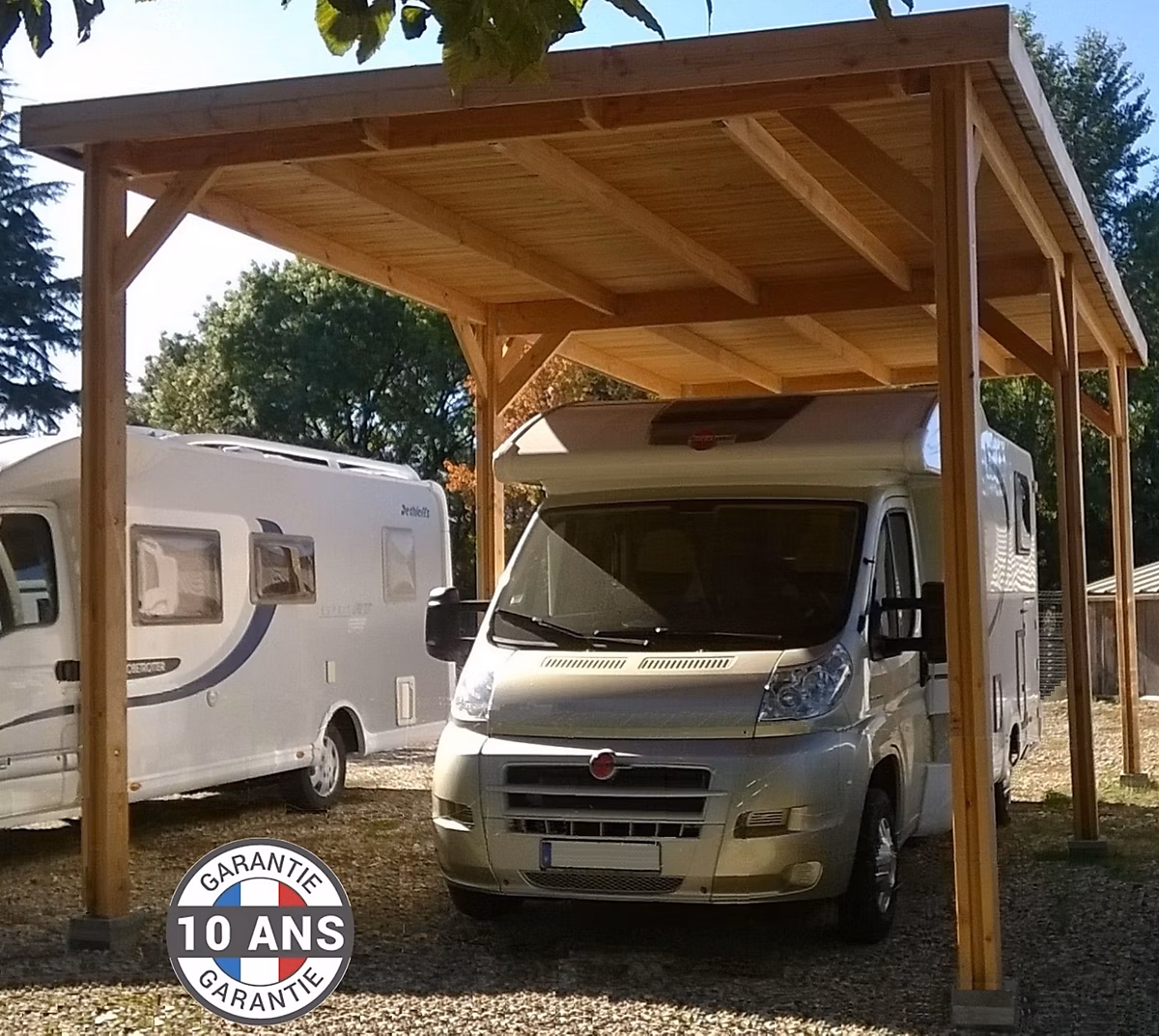 Carport toit plat 500cmx750cm bois DOUGLAS français (charpente – auvent, abri camping-car). 38 m². Garantie 10 ans.