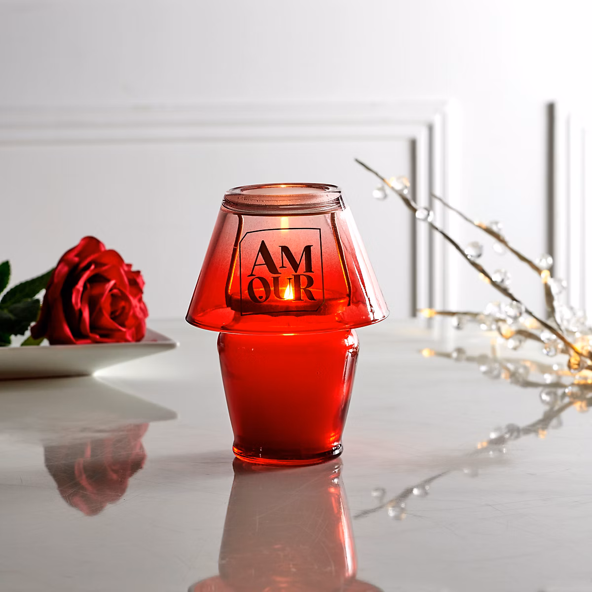 Bougie – THE CONCEPT FACTORY, Parfumée, Lampe Amour, Rouge