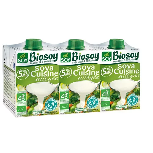 Une touche pratique à l’extérieur：Soya cuisine allégé vegan Soy - 3 x 20 cl