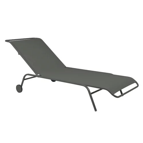 La solution pour vos extérieurs：Bain de soleil en acier et toile textilène coloris romarin Coolside Fermob - 201 x 78 x 30 cm