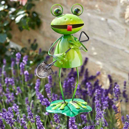 Conçu pour vos extérieurs:Grenouille Barmy décorative en piquet pour extérieur coloris vert en métal Smartgarden - 82,5 x 9,5 x 8,5 cm