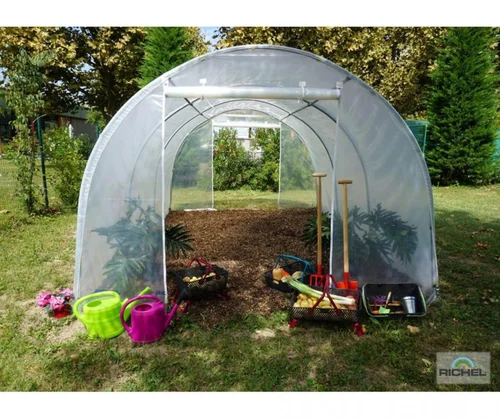 Pour votre espace:Serre tunnel pieds droits, 2 portes zippées, SERRES RICHEL - 13.5m²